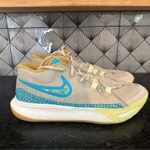 Nike basketball Kyrie Flytrap 6